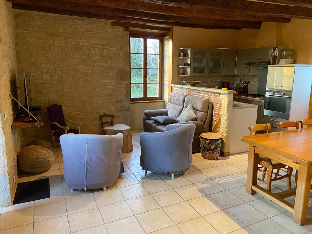 Notre Petite Maison Dans La Prairie Saint-Germain-du-Bel-Air Eksteriør billede